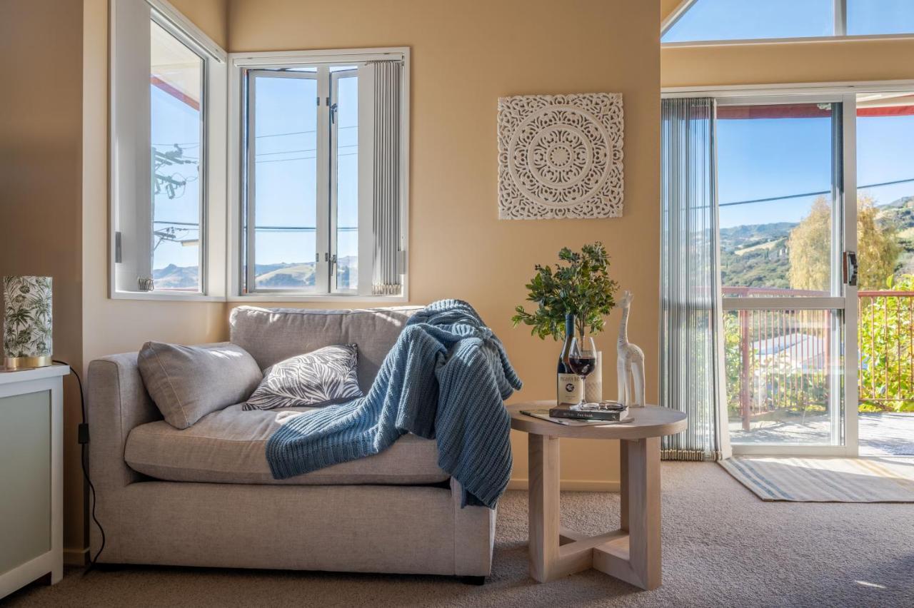 Rose On The Bay - Akaroa Holiday Home Экстерьер фото